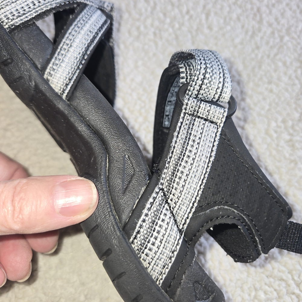 Teva Black and Gray Sandals Size 6.5 - Picture 10 of 10